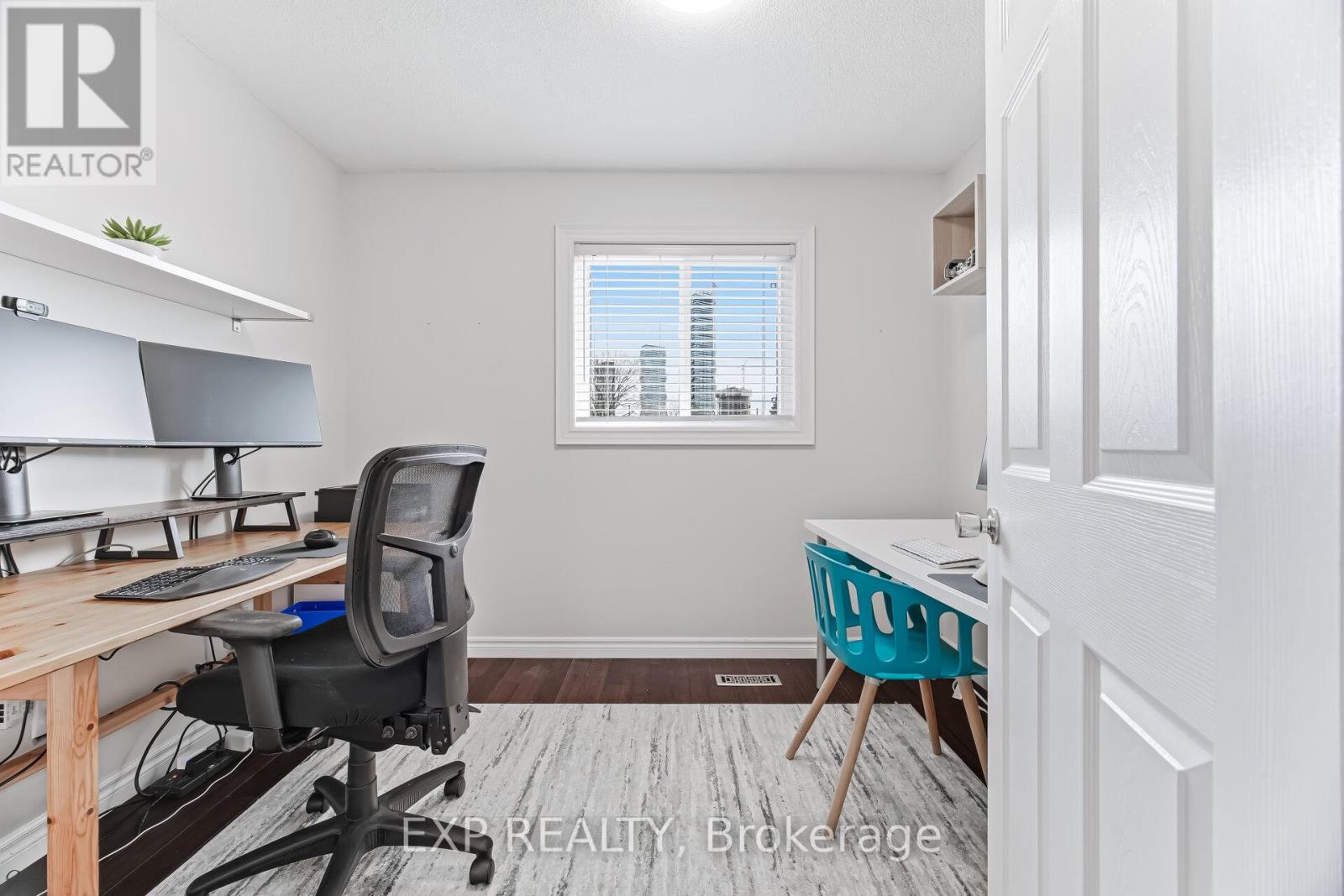 729 Carrying Place, Mississauga, Ontario  L5C 3W6 - Photo 33 - W12979596