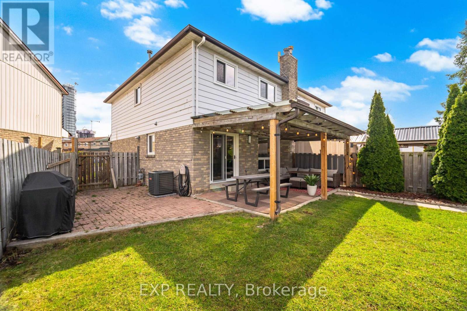 729 Carrying Place, Mississauga, Ontario  L5C 3W6 - Photo 47 - W12979596