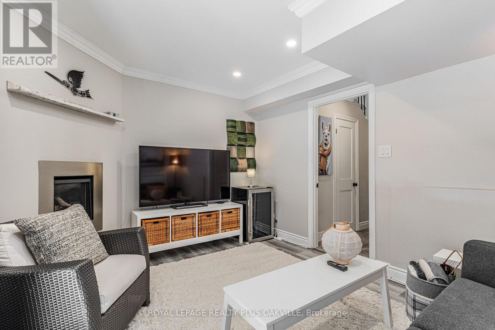 2224 Marine Drive, Oakville, Ontario  L6L 1C1 - Photo 24 - W12979598