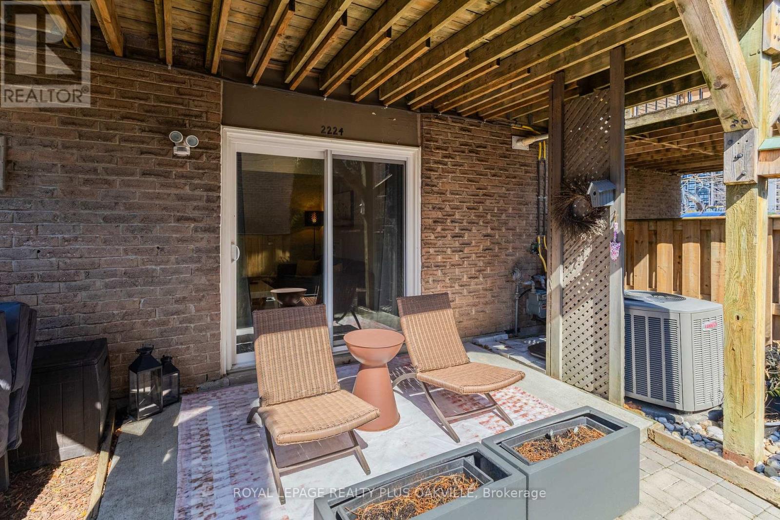 2224 Marine Drive, Oakville, Ontario  L6L 1C1 - Photo 30 - W12979598