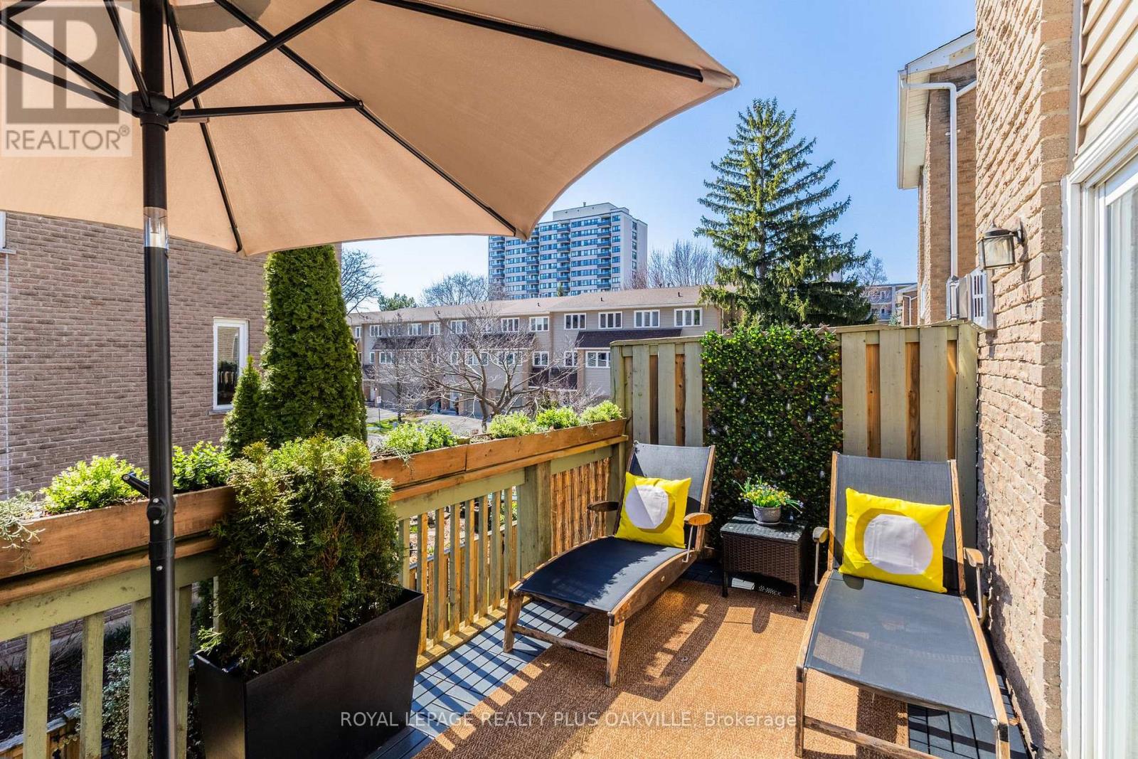 2224 Marine Drive, Oakville, Ontario  L6L 1C1 - Photo 34 - W12979598