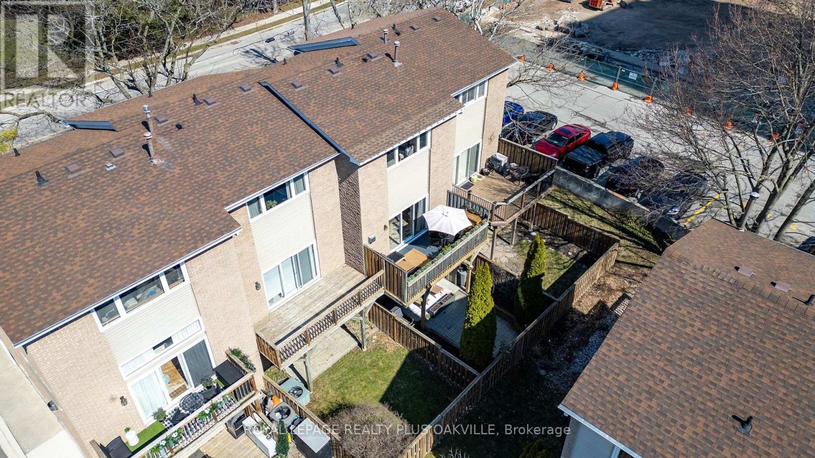 2224 Marine Drive, Oakville, Ontario  L6L 1C1 - Photo 38 - W12979598