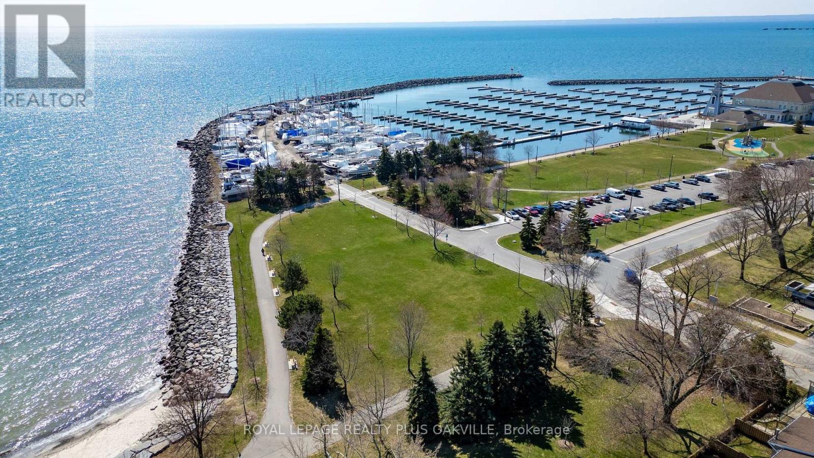 2224 Marine Drive, Oakville, Ontario  L6L 1C1 - Photo 39 - W12979598