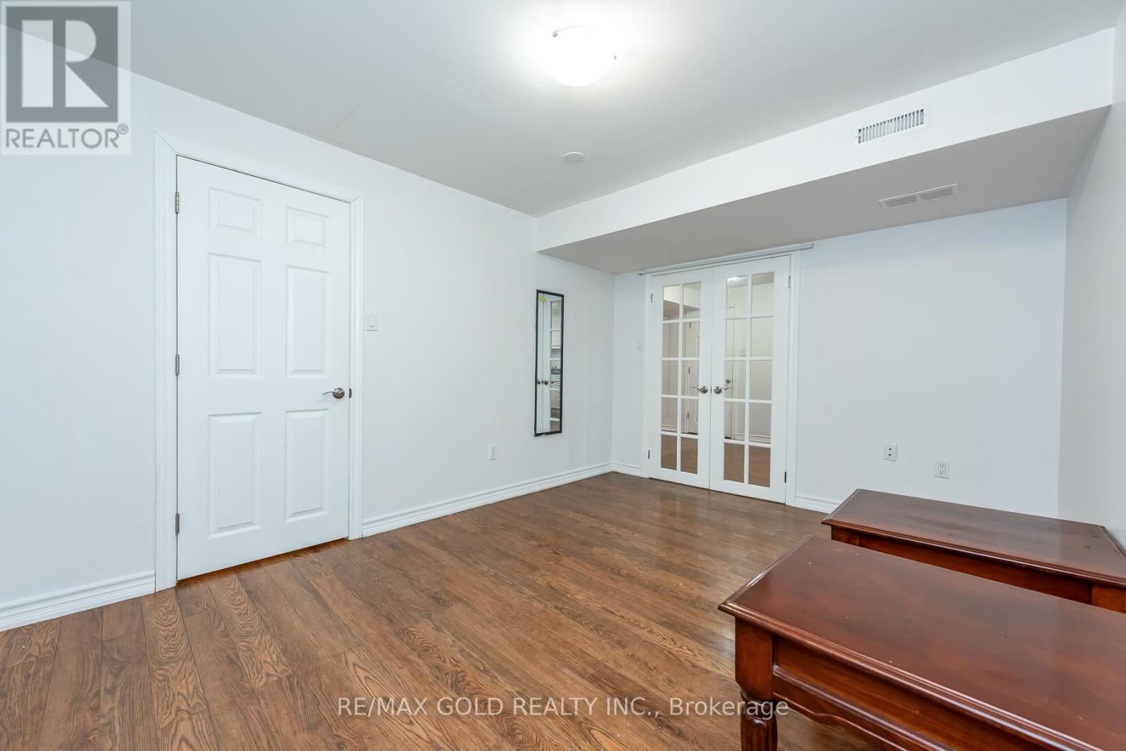 36 Tatra Crescent, Brampton, Ontario  L6Y 0K6 - Photo 42 - W12979602