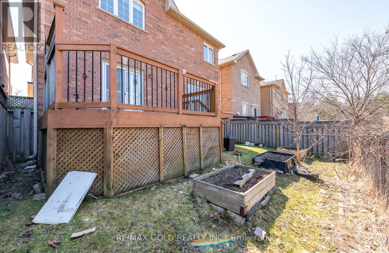 36 Tatra Crescent, Brampton, Ontario  L6Y 0K6 - Photo 49 - W12979602