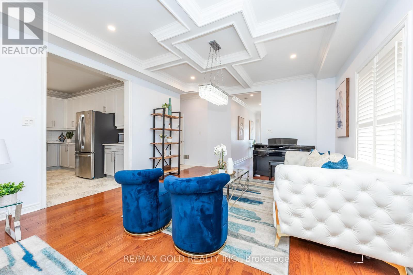 36 Tatra Crescent, Brampton, Ontario  L6Y 0K6 - Photo 9 - W12979602