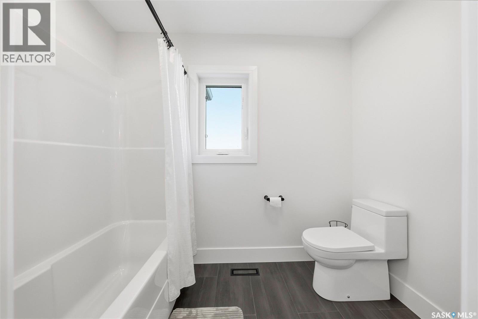 604 Edgemont Way, Corman Park Rm No. 344, Saskatchewan  S7T 0Z8 - Photo 32 - SK027058