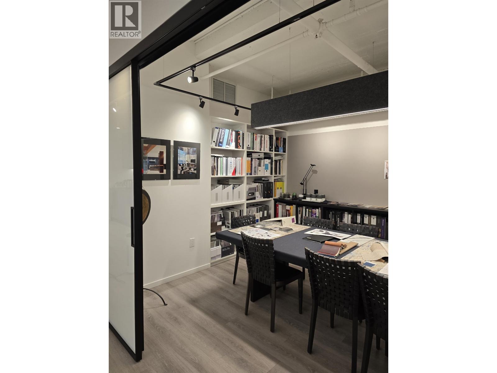 3327 W 4th Avenue, Vancouver, British Columbia  V6R 1N6 - Photo 10 - C8070226