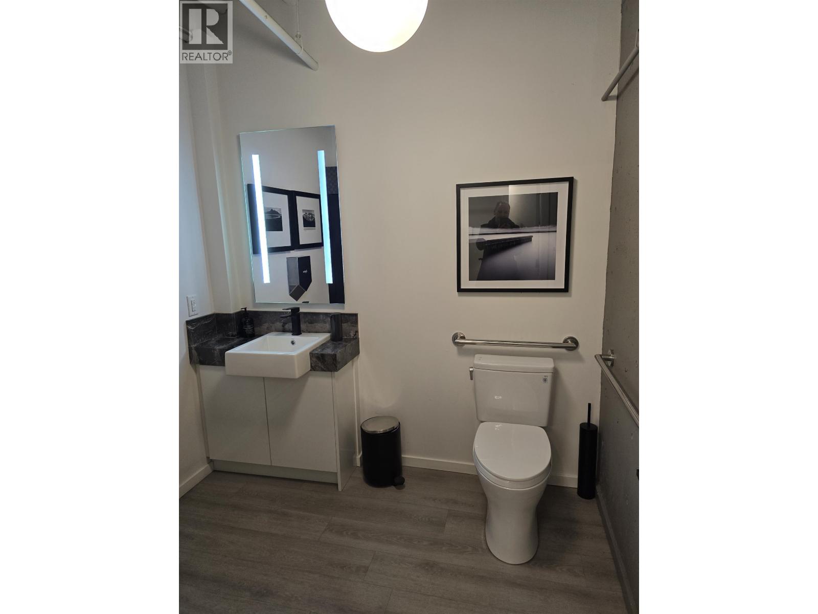 3327 W 4th Avenue, Vancouver, British Columbia  V6R 1N6 - Photo 3 - C8070226