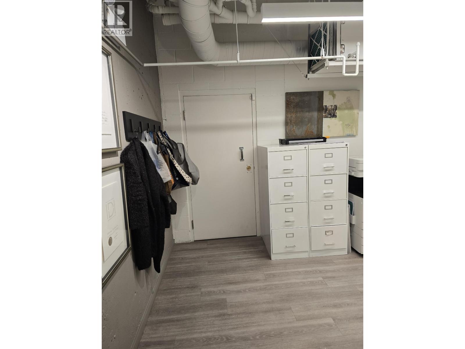 3327 W 4th Avenue, Vancouver, British Columbia  V6R 1N6 - Photo 4 - C8070226