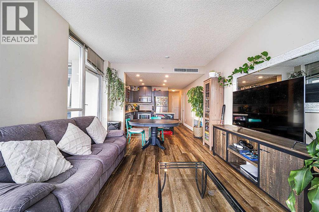 2102, 77 Spruce Place Sw, Calgary, Alberta  T3C 3X6 - Photo 6 - A2279115