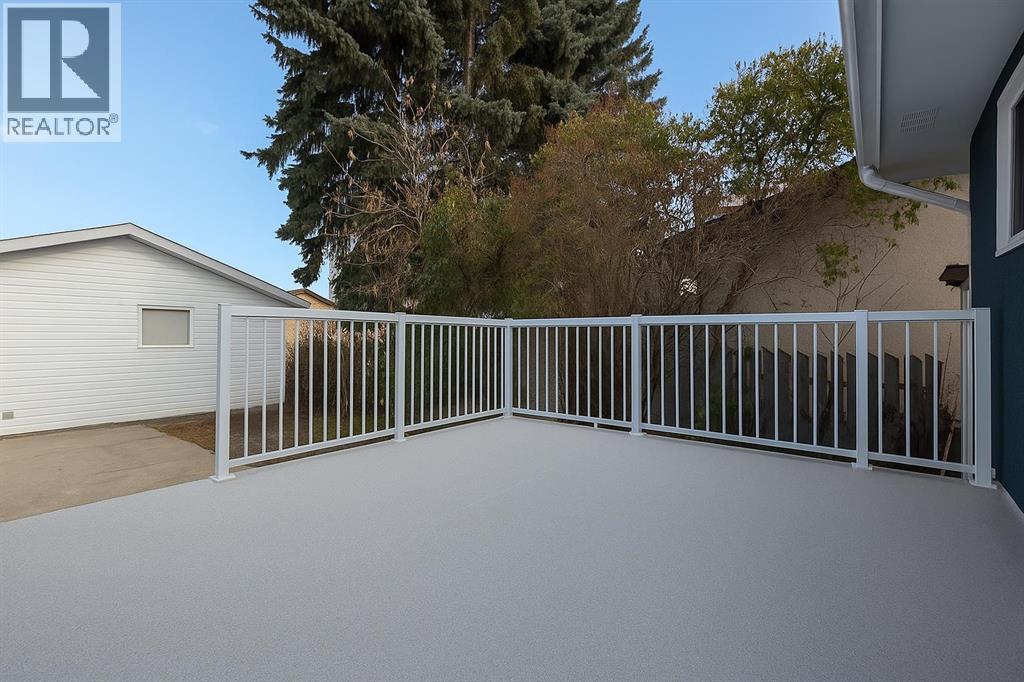 4 Harvey Place Sw, Calgary, Alberta  T2V 3A5 - Photo 28 - A2289807