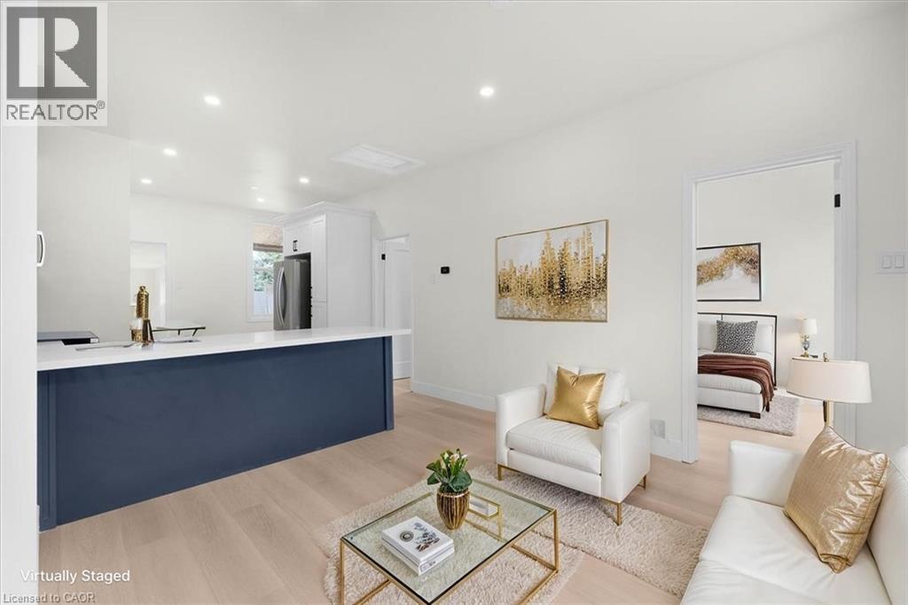 215 Ray Street N, Hamilton, Ontario  L8R 2Y3 - Photo 6 - 40819217