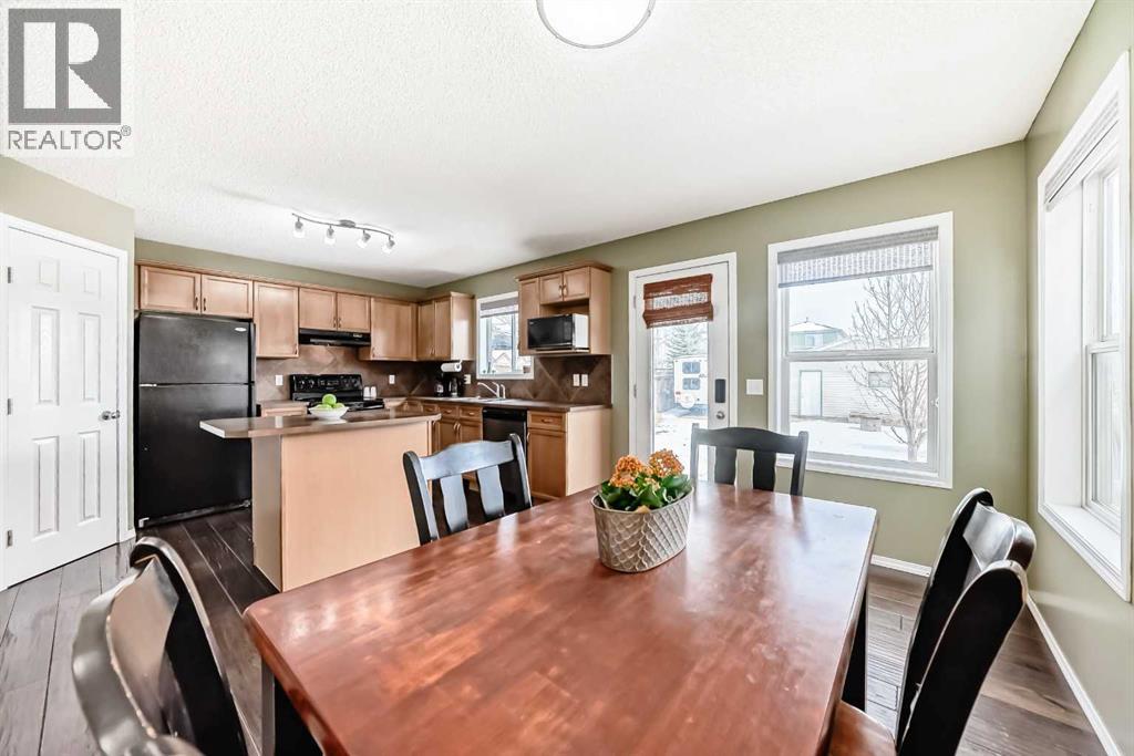 71 Covepark Rise NE, Calgary, Alberta  T3K 0A5 - Photo 13 - A2299643