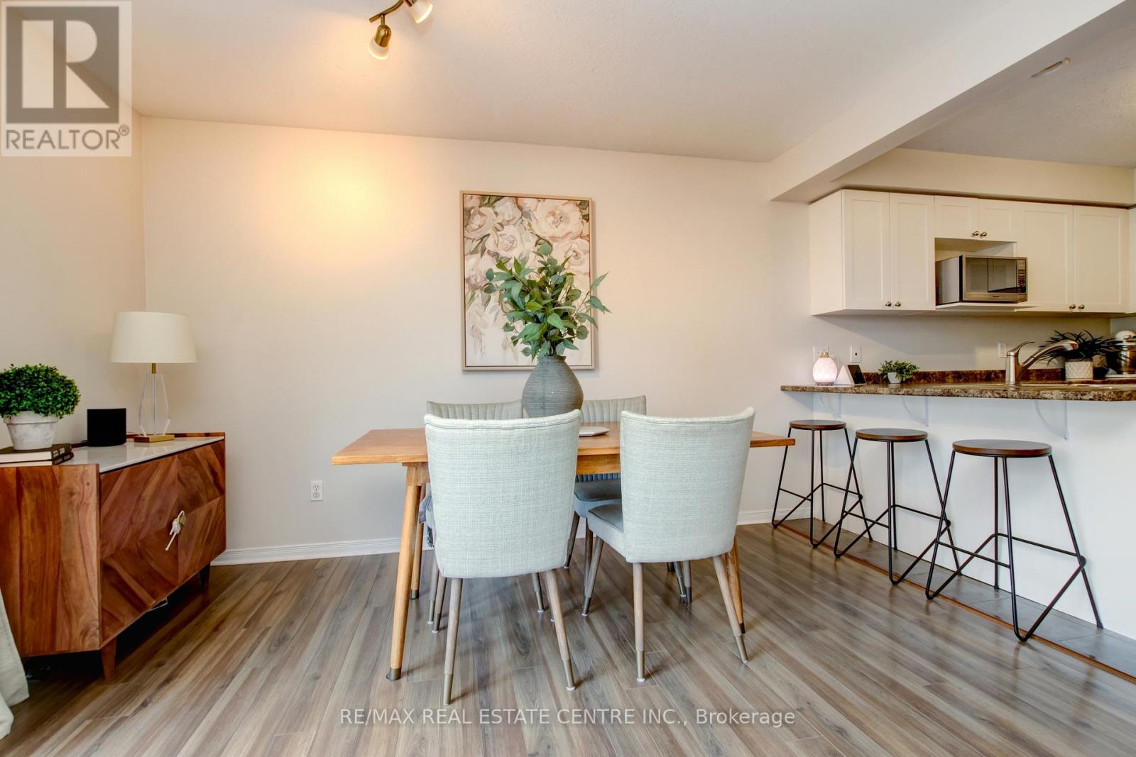 50 - 31 Schroder Crescent, Guelph, Ontario  N1E 7M6 - Photo 10 - X12979404