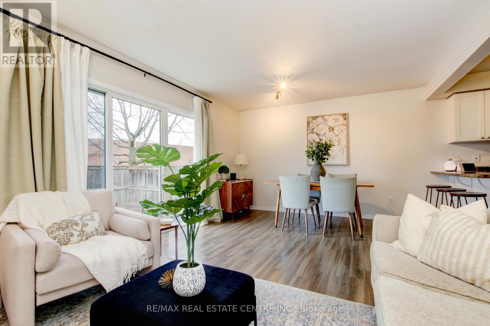 50 - 31 Schroder Crescent, Guelph, Ontario  N1E 7M6 - Photo 15 - X12979404