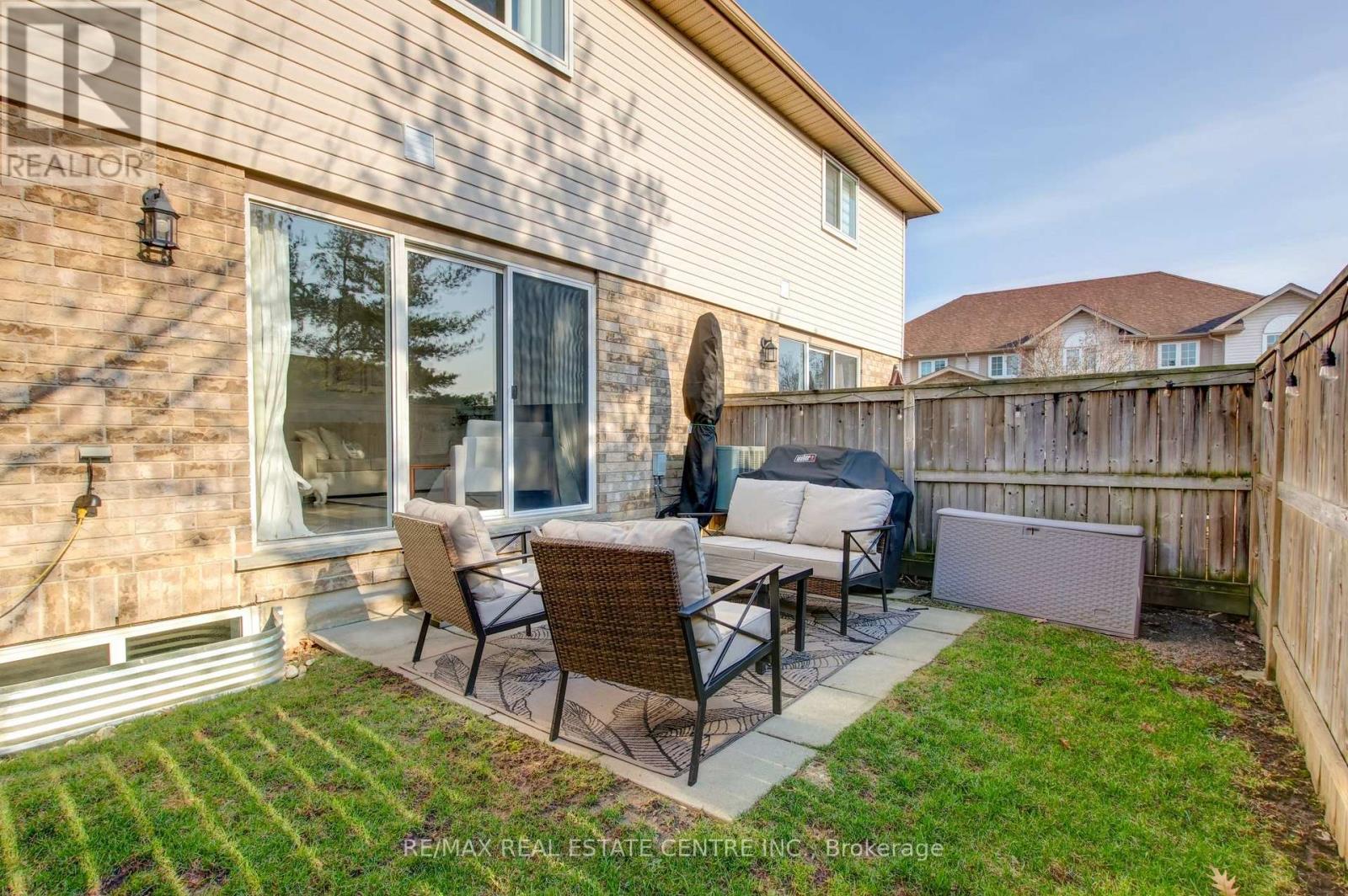 50 - 31 Schroder Crescent, Guelph, Ontario  N1E 7M6 - Photo 30 - X12979404