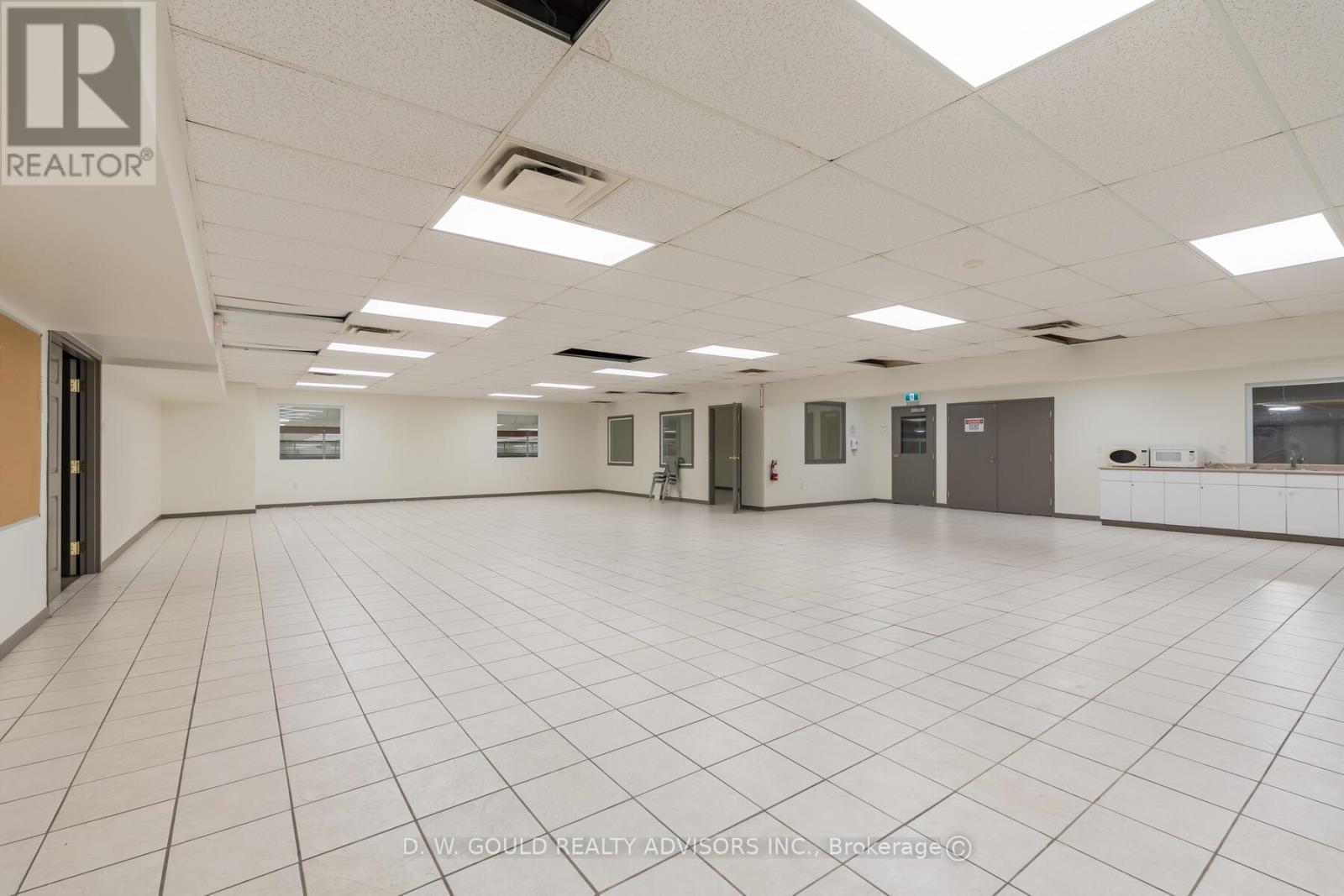 1425 Creamery Road, London East, Ontario  N5V 5B3 - Photo 43 - X12979478