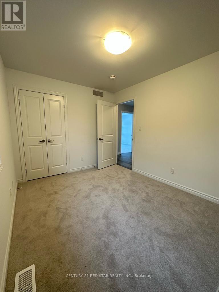 18 Bradley Avenue, Welland, Ontario  L3B 0K1 - Photo 13 - X12979536