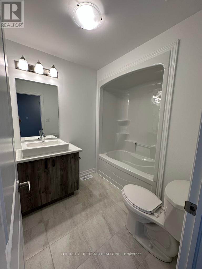 18 Bradley Avenue, Welland, Ontario  L3B 0K1 - Photo 20 - X12979536