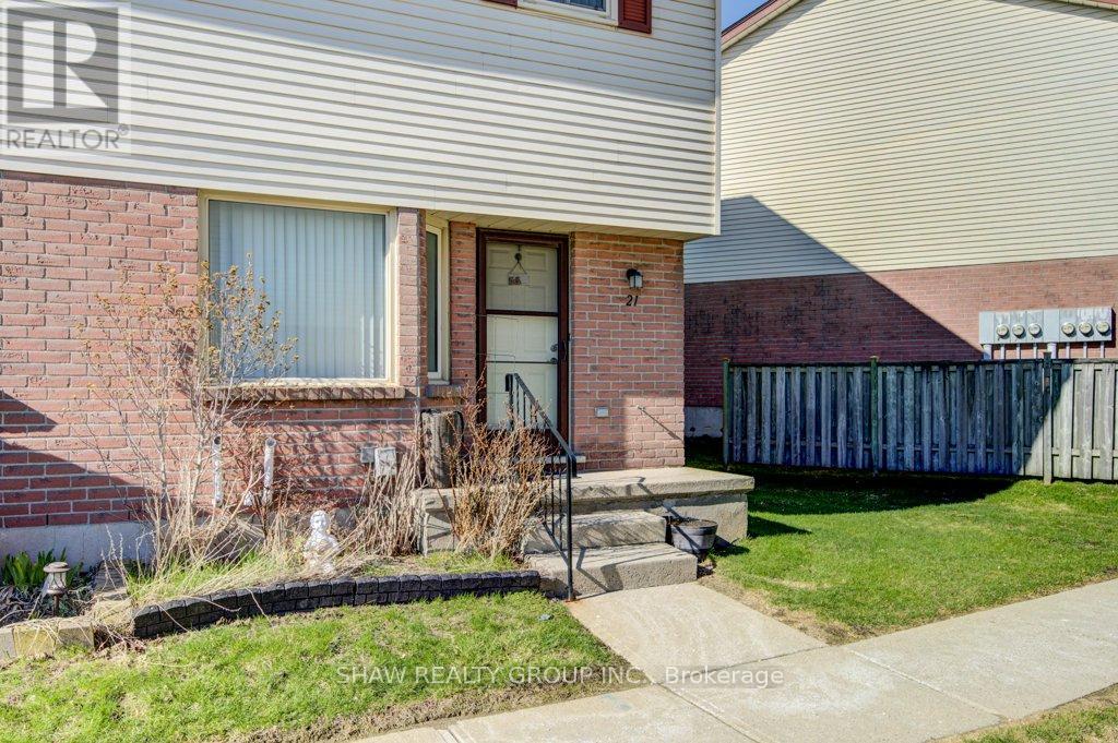 21 - 1093 Nellis Street, Woodstock, Ontario  N4T 1P5 - Photo 3 - X12979566