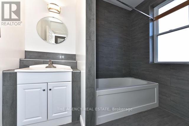 870 Queens Avenue, London East, Ontario  N5W 3H6 - Photo 11 - X12979630