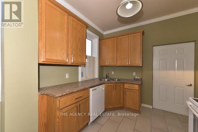 870 Queens Avenue, London East, Ontario  N5W 3H6 - Photo 18 - X12979630