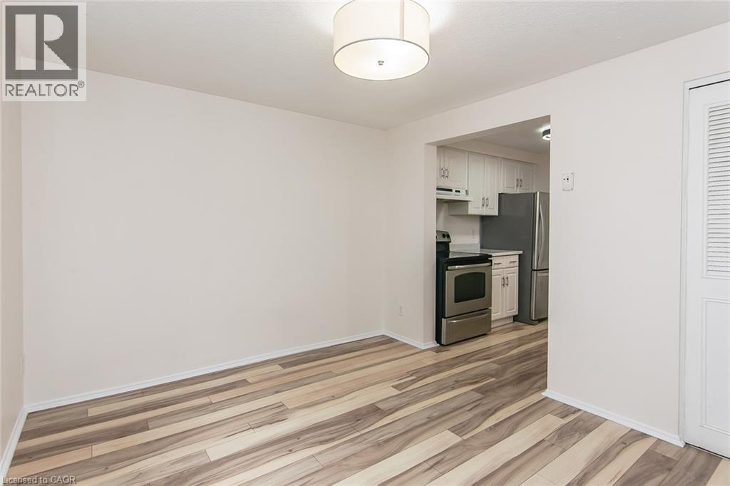 279 Sandowne Drive Unit# 7, Waterloo, Ontario N2K 2C1 - Photo 13 - 40805811