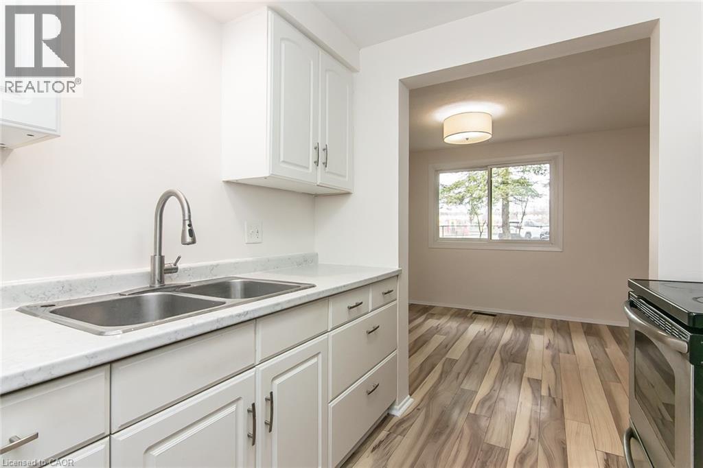 279 Sandowne Drive Unit# 7, Waterloo, Ontario N2K 2C1 - Photo 20 - 40805811