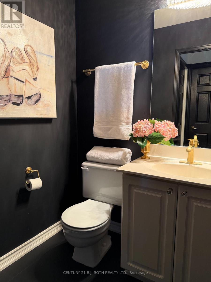 Lp915 - 18 Concorde Place, Toronto, Ontario  M3C 3T9 - Photo 16 - C12977500