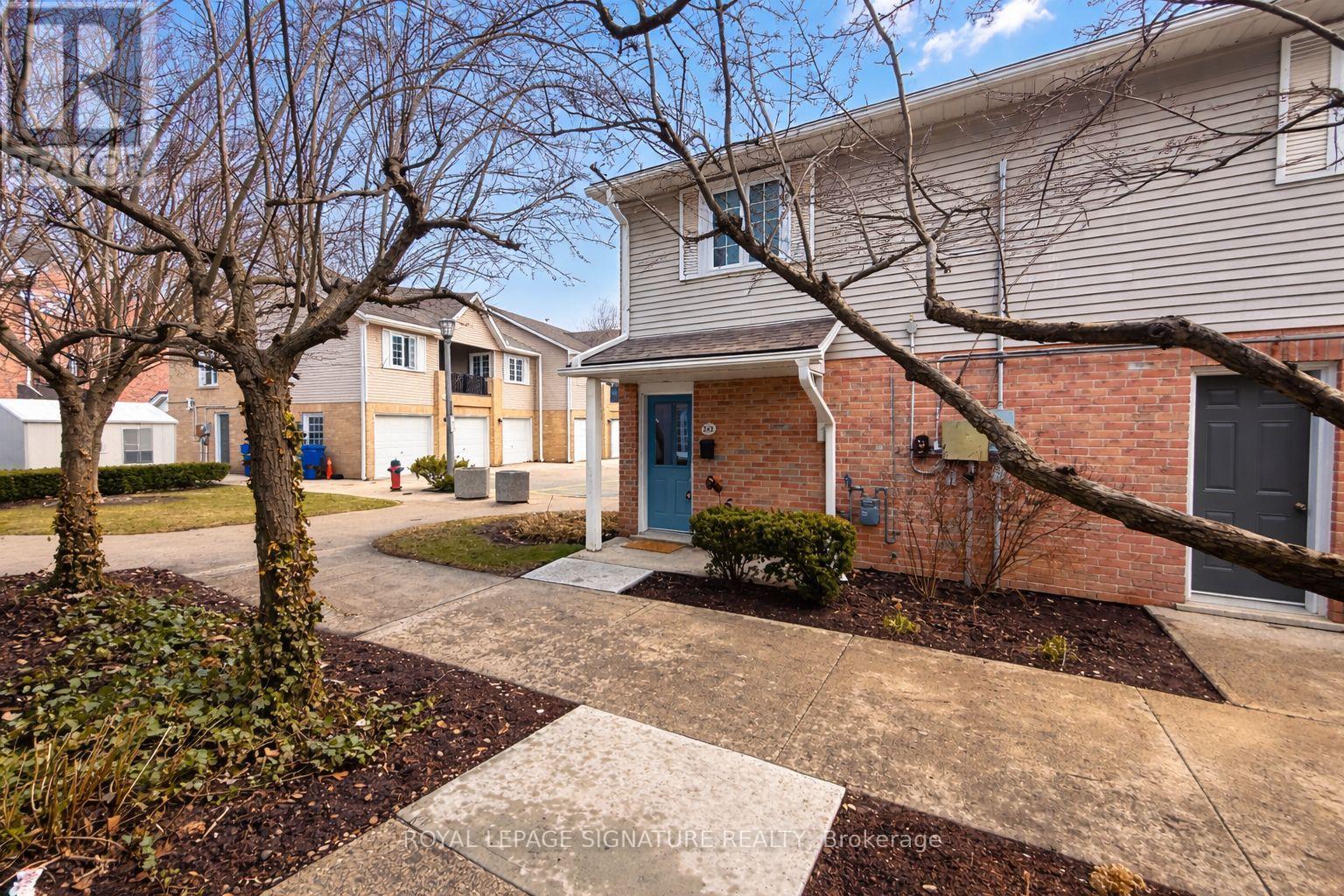 242 - 2110 Cleaver Avenue, Burlington, Ontario  L7M 3Z4 - Photo 49 - W12977688