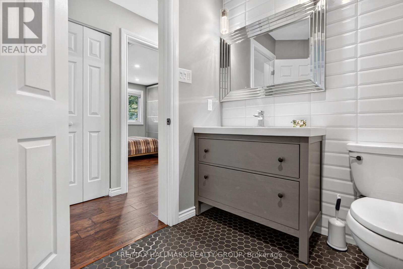 1354 Gaultois Avenue, Ottawa, Ontario  K1C 3G6 - Photo 19 - X12770656