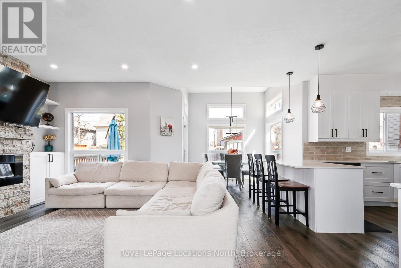 325 Holden Street, Collingwood, Ontario  L9Y 0E3 - Photo 4 - S12979604