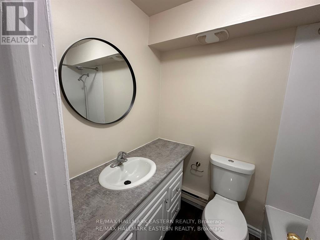 204 - 106 Lansdowne Street, Peterborough, Ontario  K9J 1Y1 - Photo 3 - X12979626