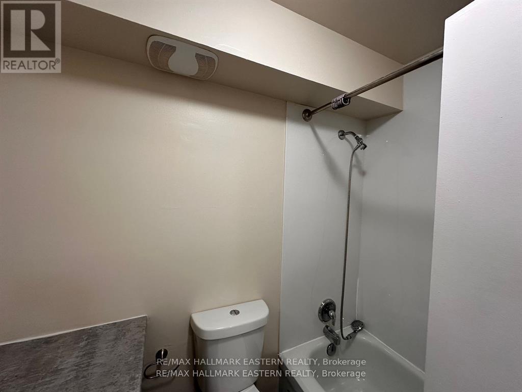 204 - 106 Lansdowne Street, Peterborough, Ontario  K9J 1Y1 - Photo 4 - X12979626