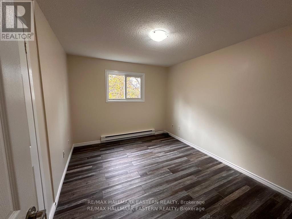 204 - 106 Lansdowne Street, Peterborough, Ontario  K9J 1Y1 - Photo 5 - X12979626