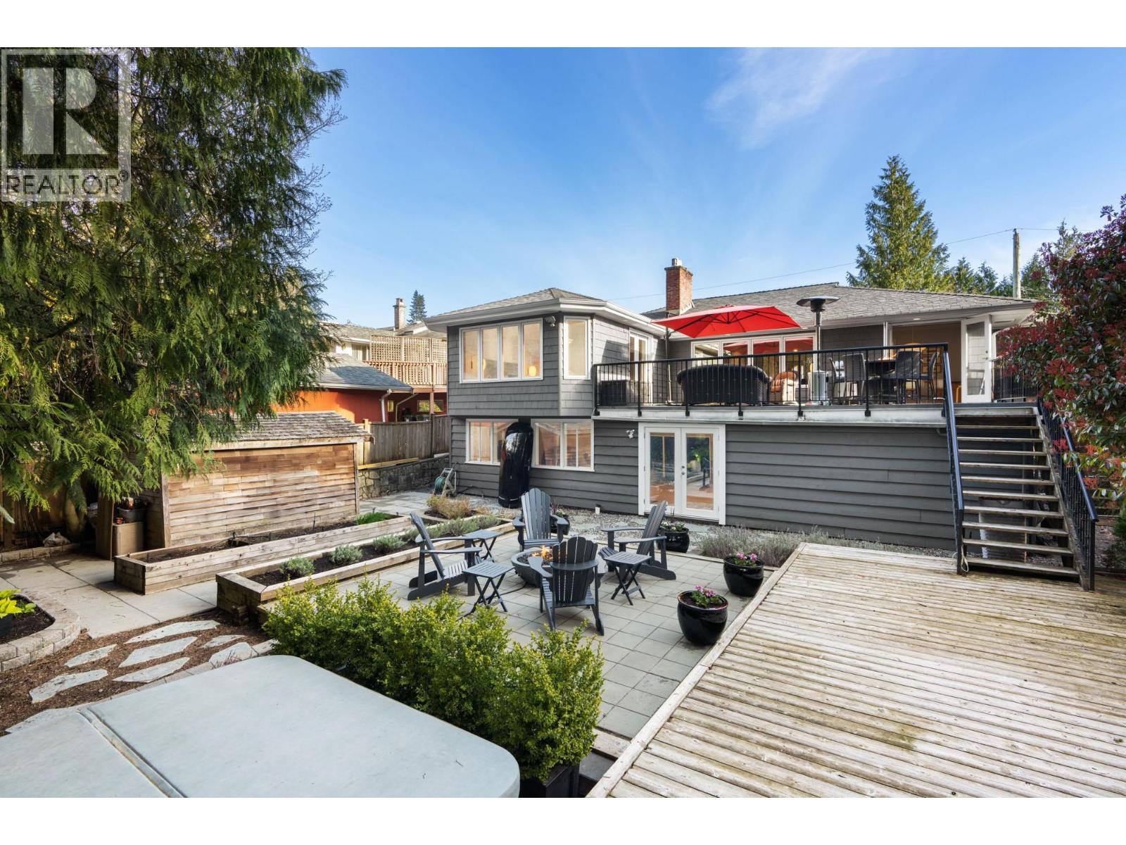 956 Belvista Crescent, North Vancouver, British Columbia  V7R 2B4 - Photo 32 - R3109444