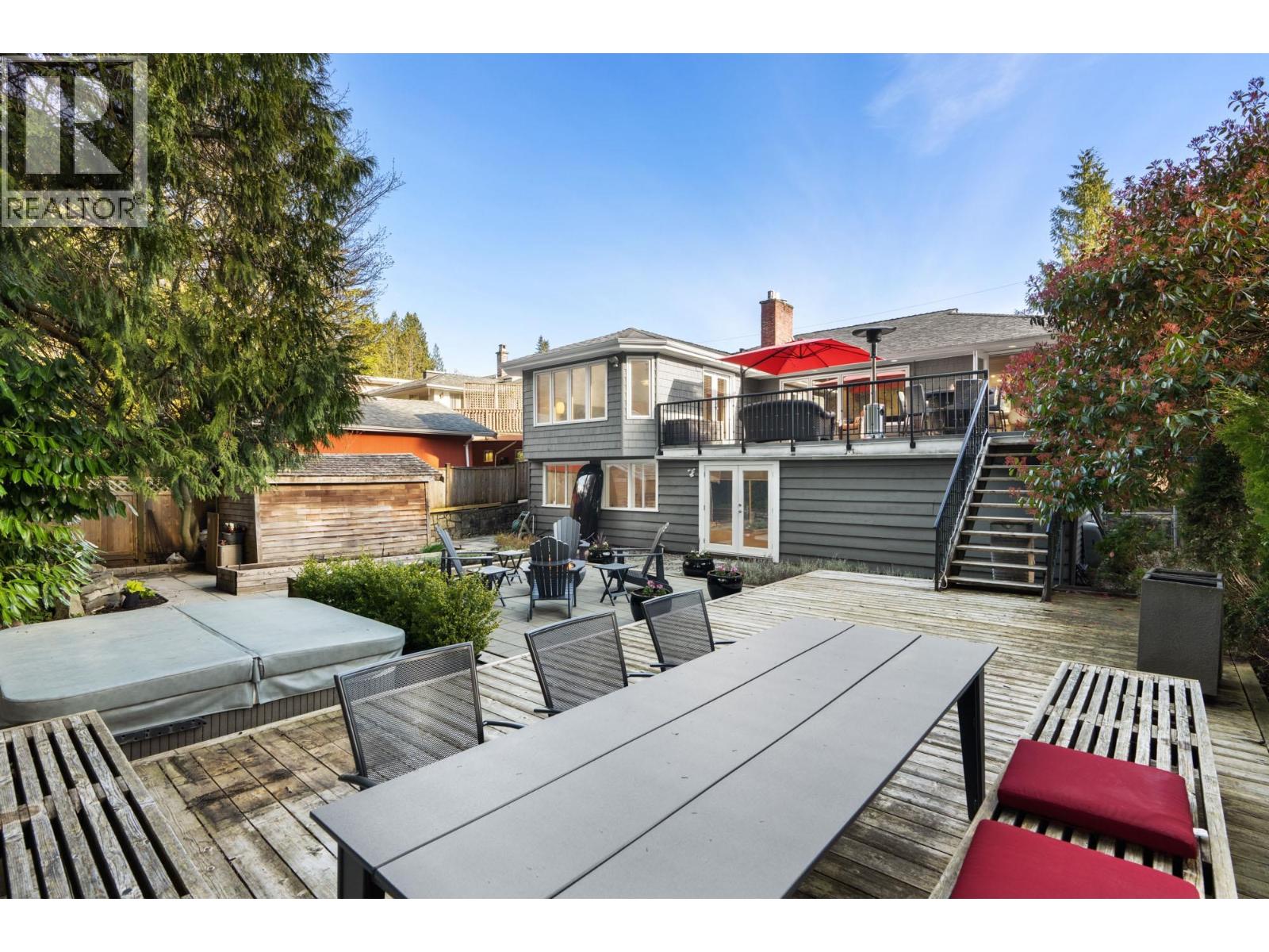 956 Belvista Crescent, North Vancouver, British Columbia  V7R 2B4 - Photo 34 - R3109444