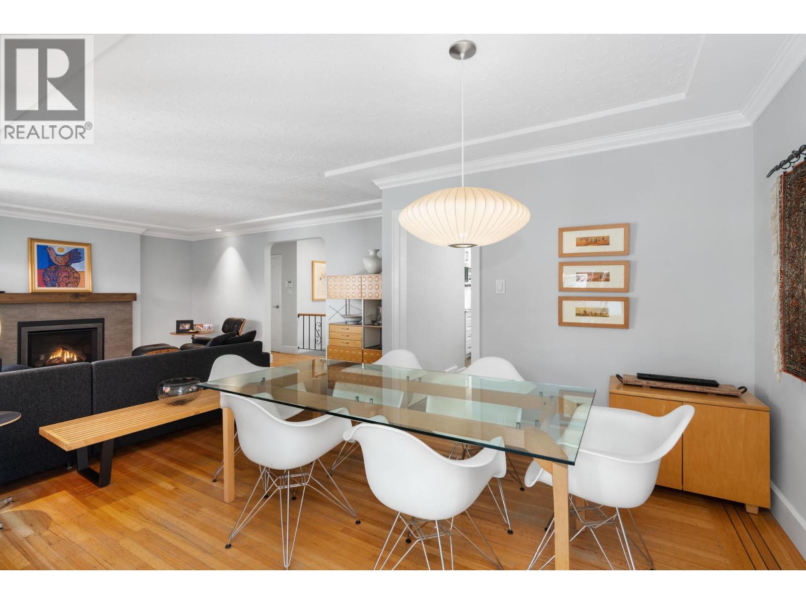 956 Belvista Crescent, North Vancouver, British Columbia  V7R 2B4 - Photo 7 - R3109444