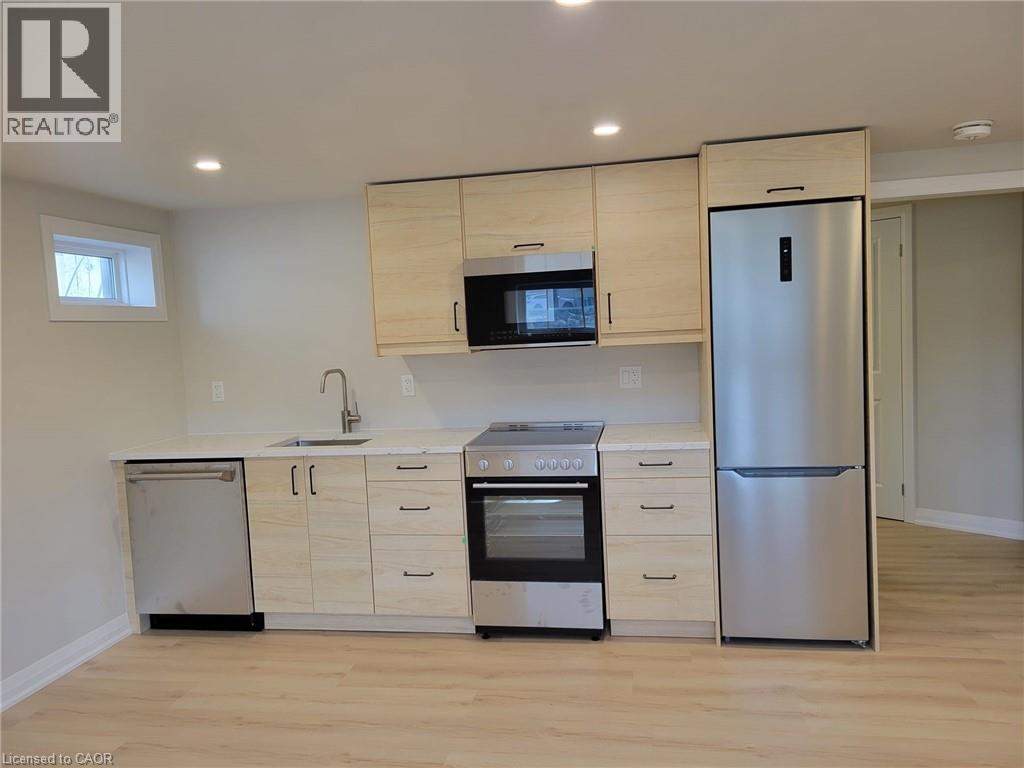 24 Queensdale Crescent, Guelph, Ontario  N1H 6W3 - Photo 6 - 40817932