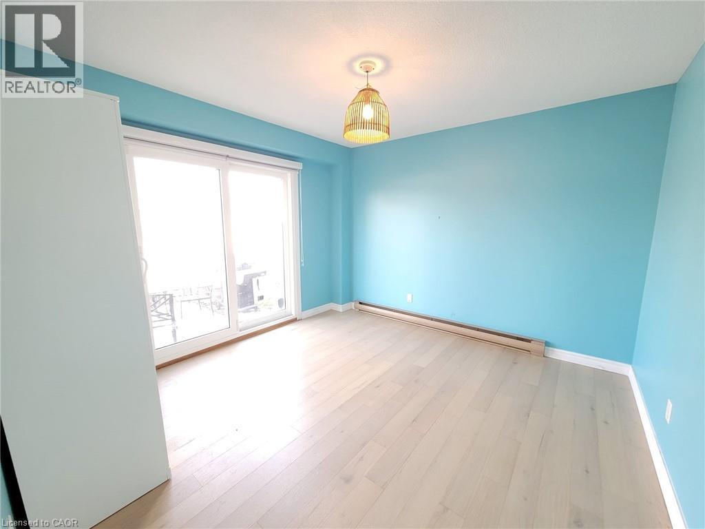 24 Queensdale Crescent, Guelph, Ontario  N1H 6W3 - Photo 2 - 40817932