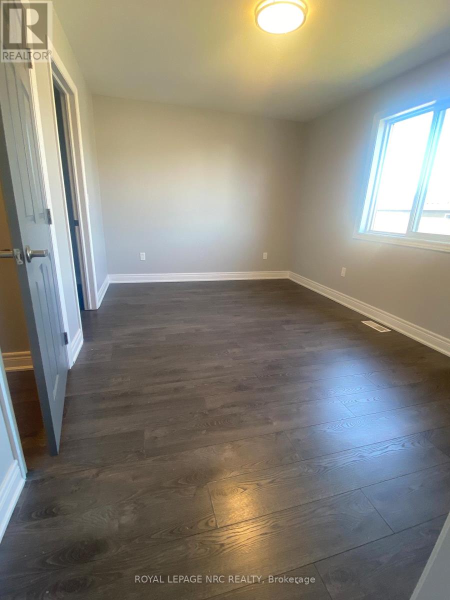 76 Almond Street, Welland, Ontario  L3B 3P8 - Photo 9 - X12974900