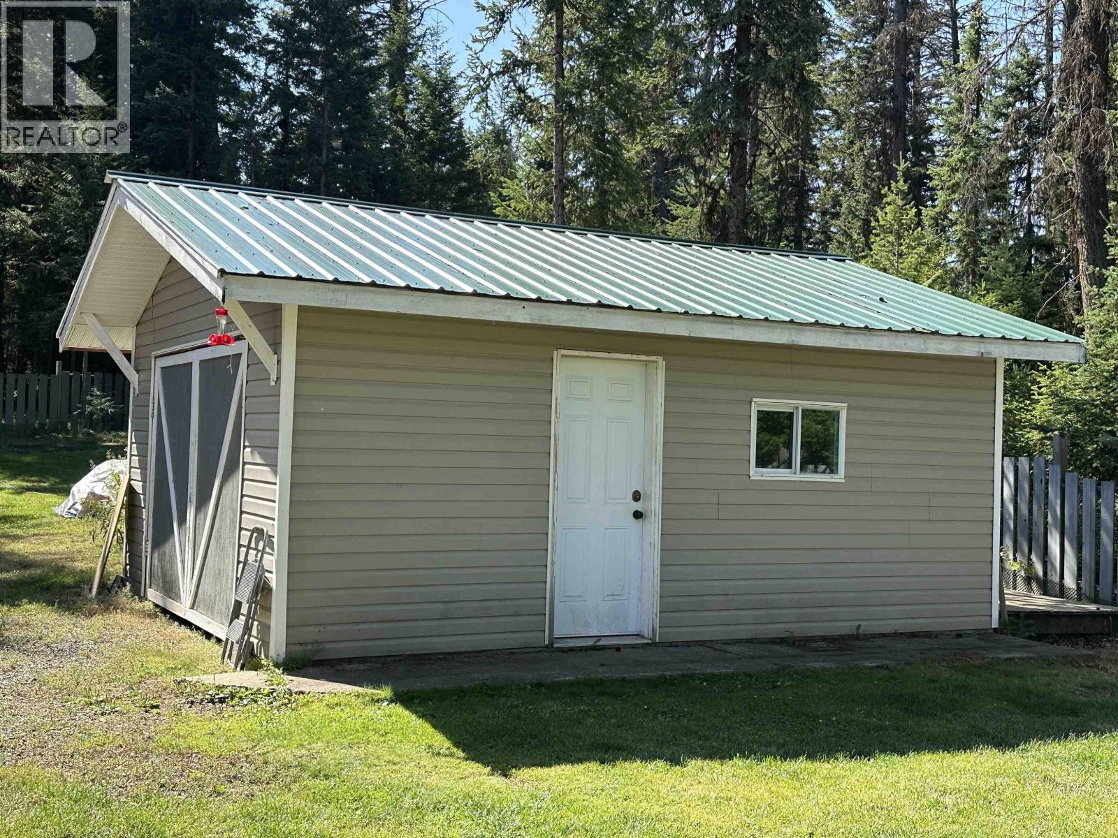 7617 Clearview Road, Lone Butte, British Columbia  V0K 1X3 - Photo 7 - R3106957