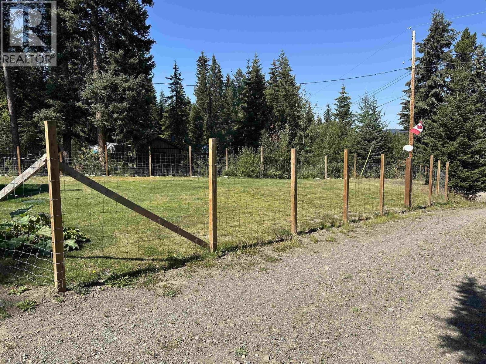 7617 Clearview Road, Lone Butte, British Columbia  V0K 1X3 - Photo 12 - R3106957