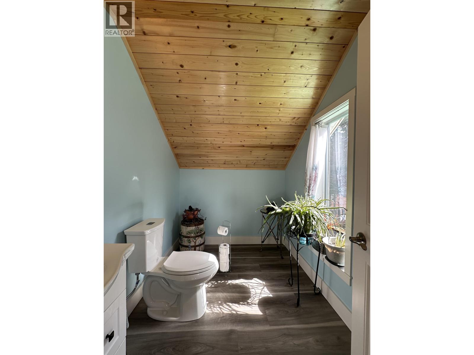 7617 Clearview Road, Lone Butte, British Columbia  V0K 1X3 - Photo 26 - R3106957