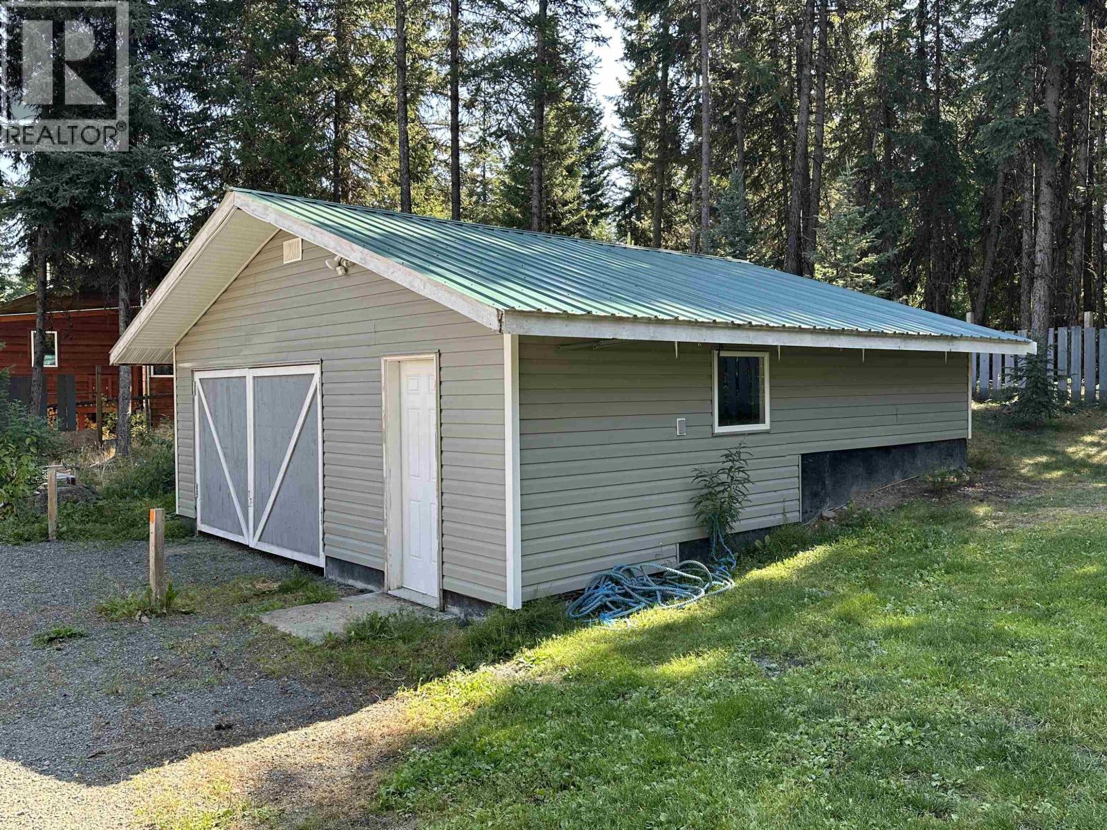 7617 Clearview Road, Lone Butte, British Columbia  V0K 1X3 - Photo 4 - R3106957