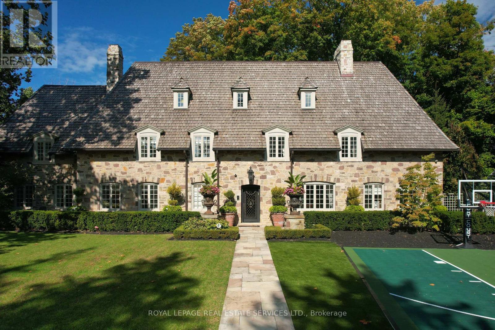 108 Sandringham Drive, Toronto, Ontario  M3H 1C9 - Photo 3 - C12979628