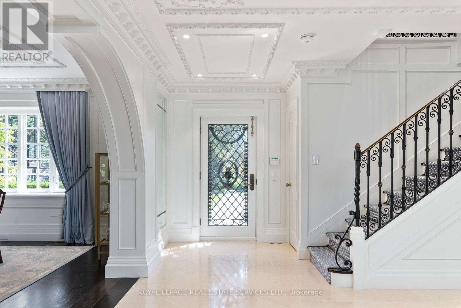 108 Sandringham Drive, Toronto, Ontario  M3H 1C9 - Photo 5 - C12979628