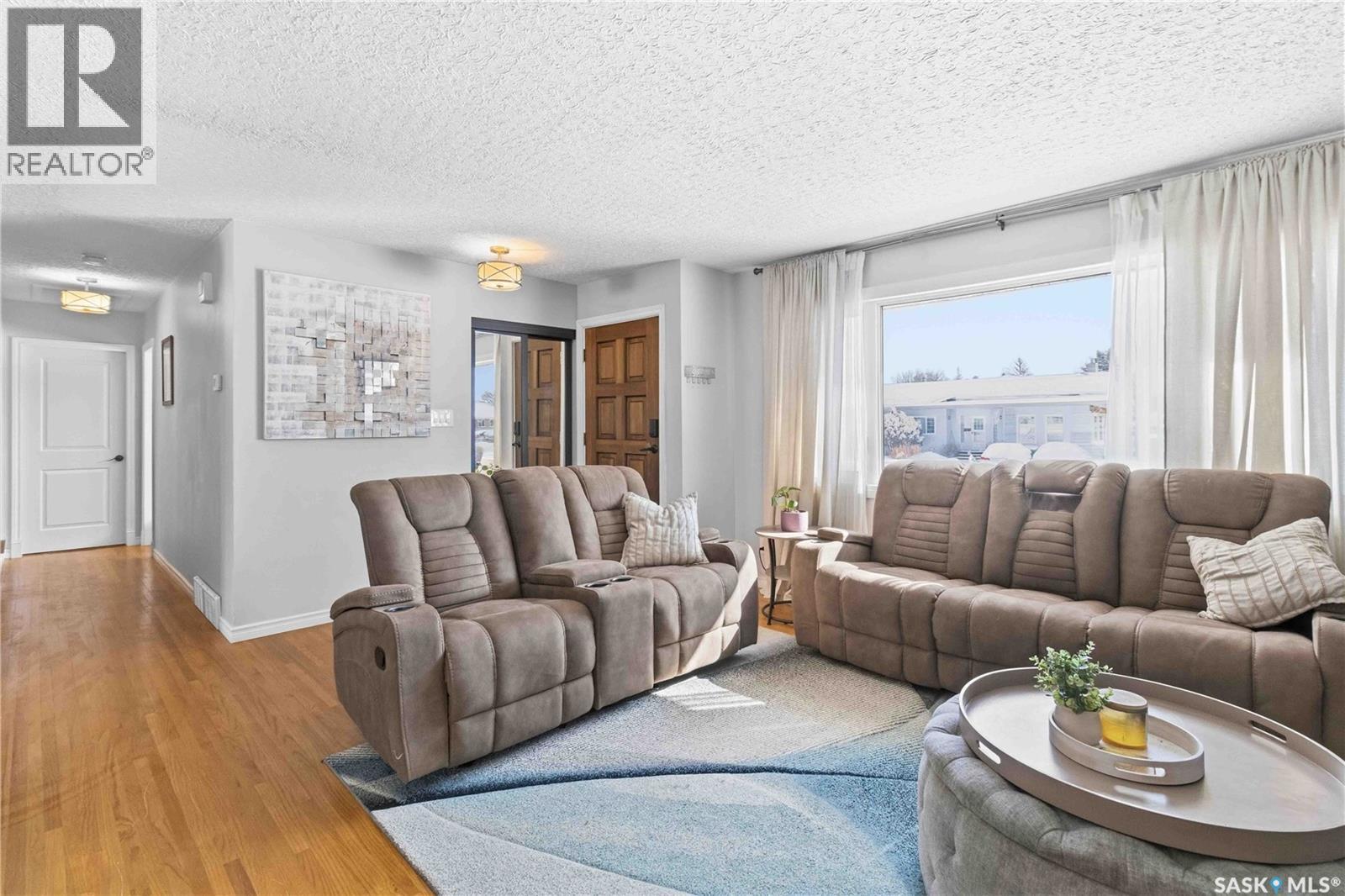 329 X Avenue N, Saskatoon, Saskatchewan  S7L 5J6 - Photo 5 - SK032492