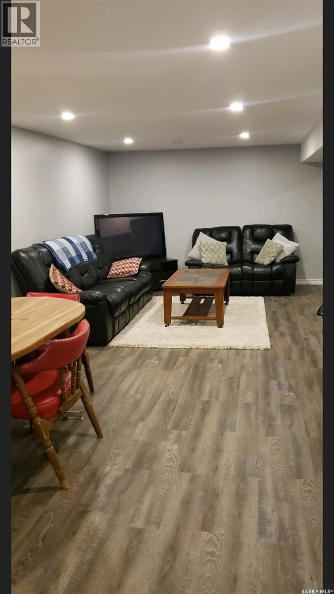 329 X Avenue N, Saskatoon, Saskatchewan  S7L 5J6 - Photo 21 - SK032492